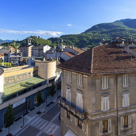 Panoramic Penthouse In The Historical Center Leilighet Domodossola Eksteriør bilde