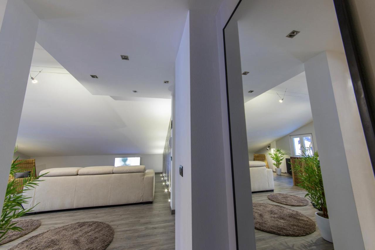 Panoramic Penthouse In The Historical Center Leilighet Domodossola Eksteriør bilde
